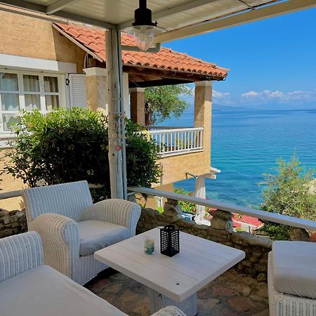Kohyli Beachfront House Agia Pelagia Chlomou Exteriör bild