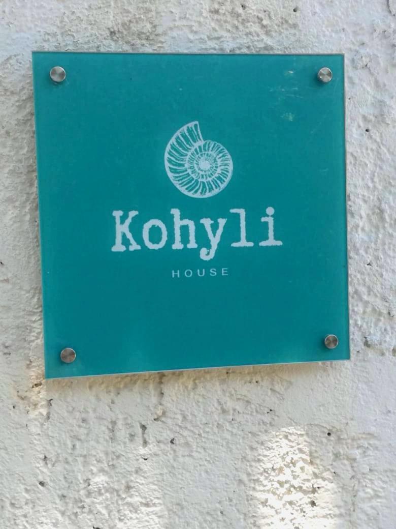 Kohyli Beachfront House Agia Pelagia Chlomou Exteriör bild