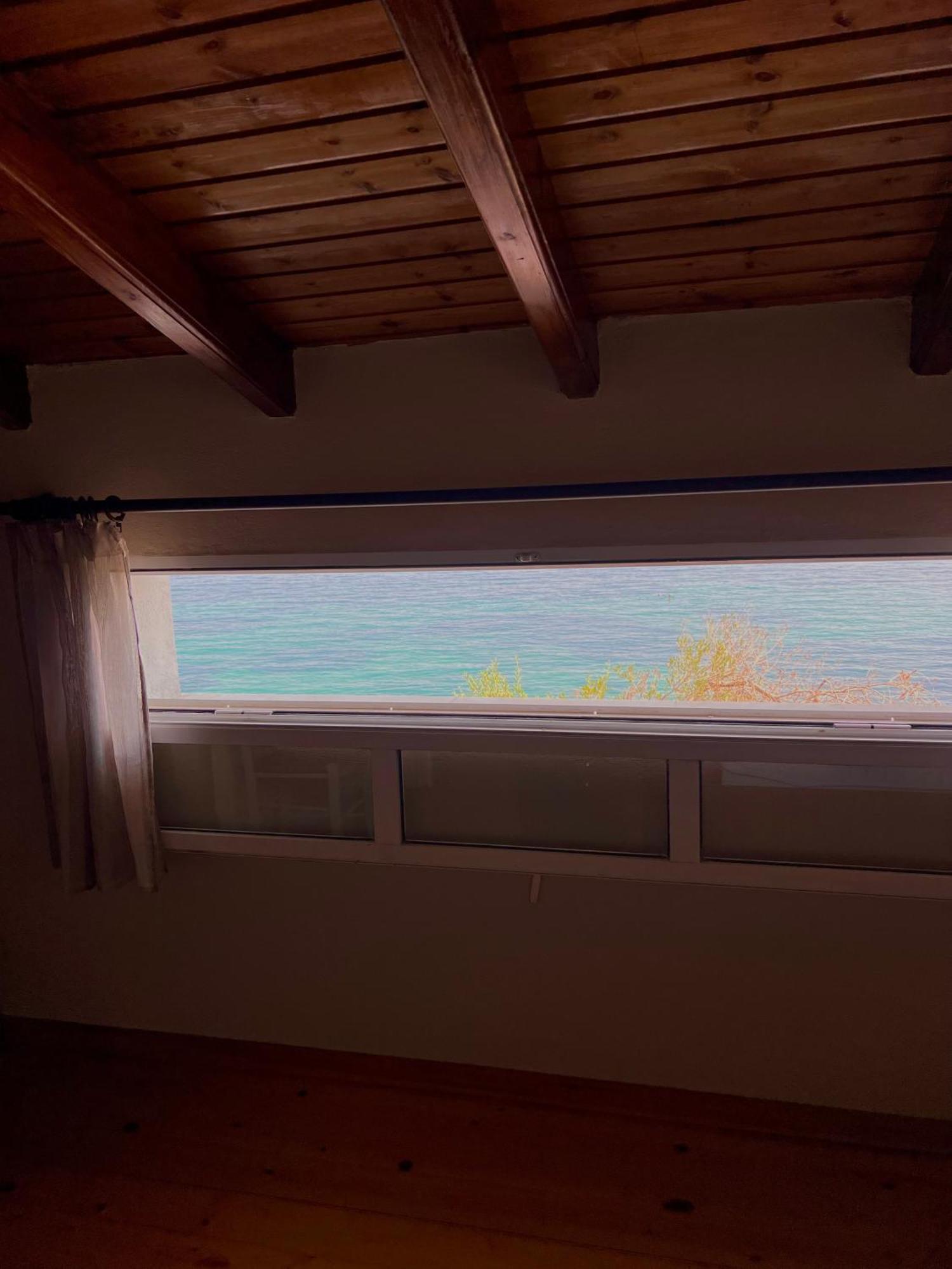 Kohyli Beachfront House Agia Pelagia Chlomou Exteriör bild