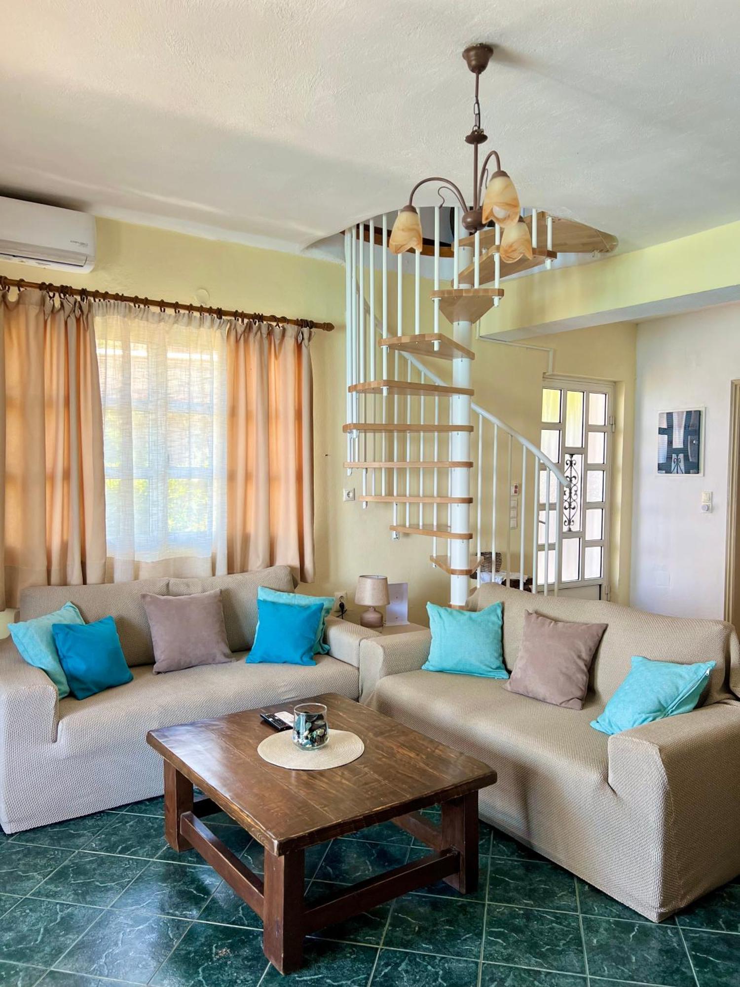 Kohyli Beachfront House Agia Pelagia Chlomou Exteriör bild