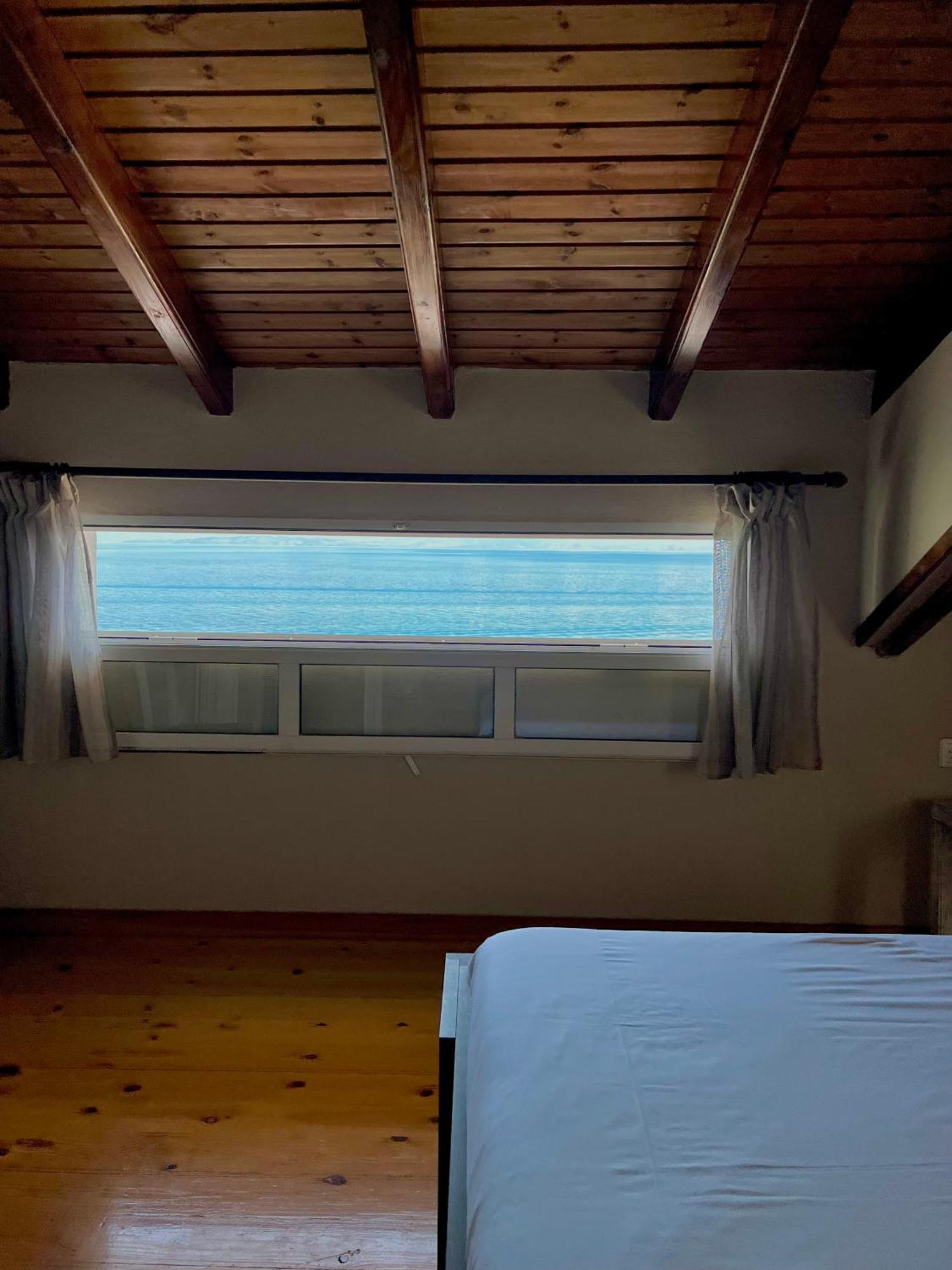 Kohyli Beachfront House Agia Pelagia Chlomou Exteriör bild