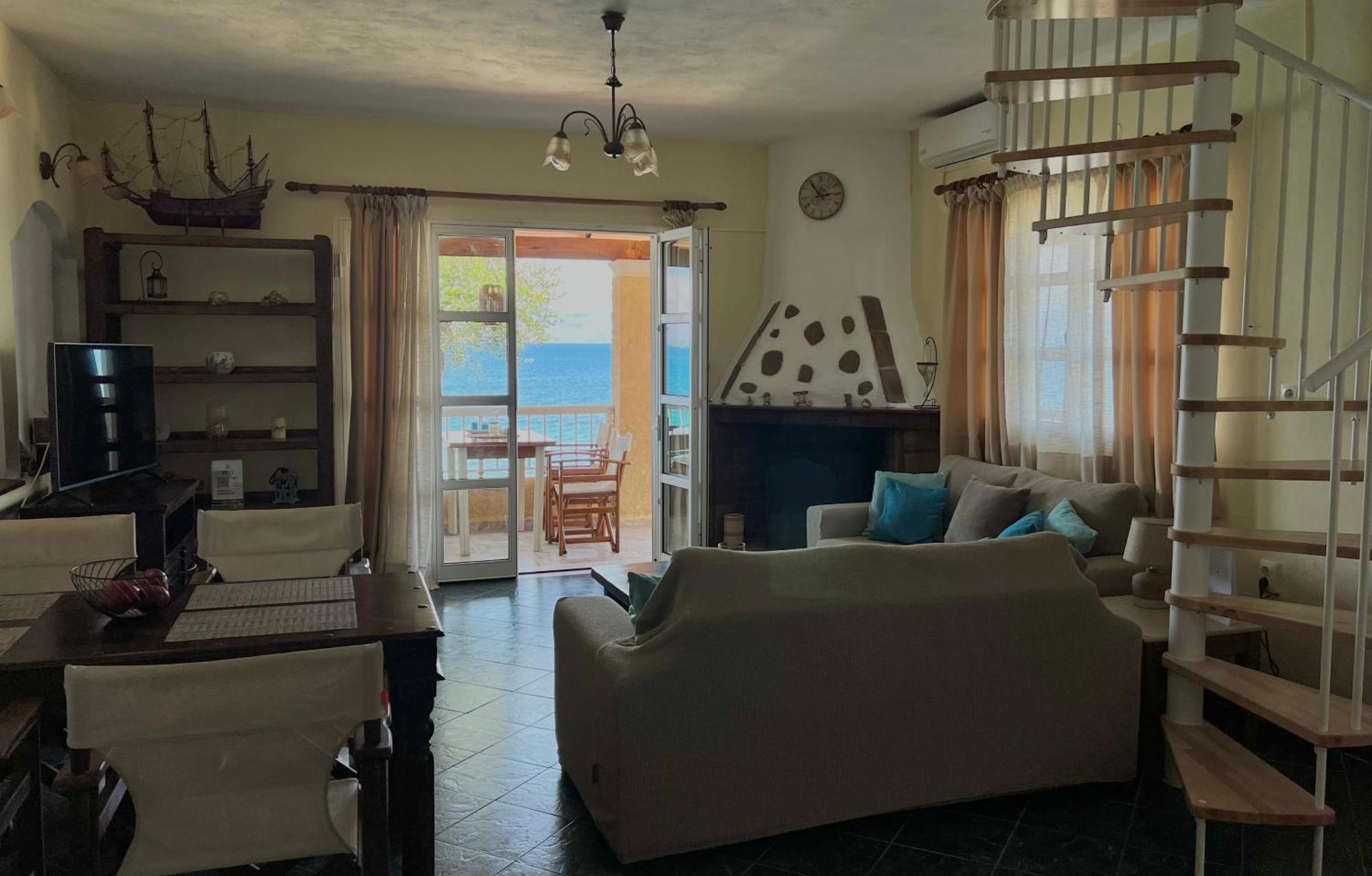 Kohyli Beachfront House Agia Pelagia Chlomou Exteriör bild
